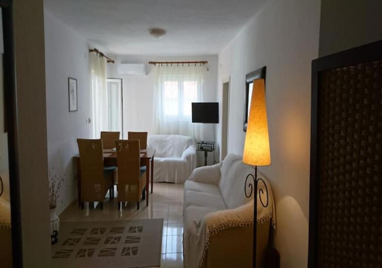 Seaside Apartments And Rooms Котор Экстерьер фото