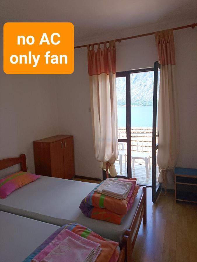 Seaside Apartments And Rooms Котор Экстерьер фото