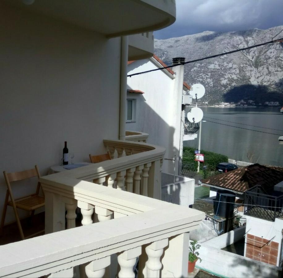 Seaside Apartments And Rooms Котор Экстерьер фото