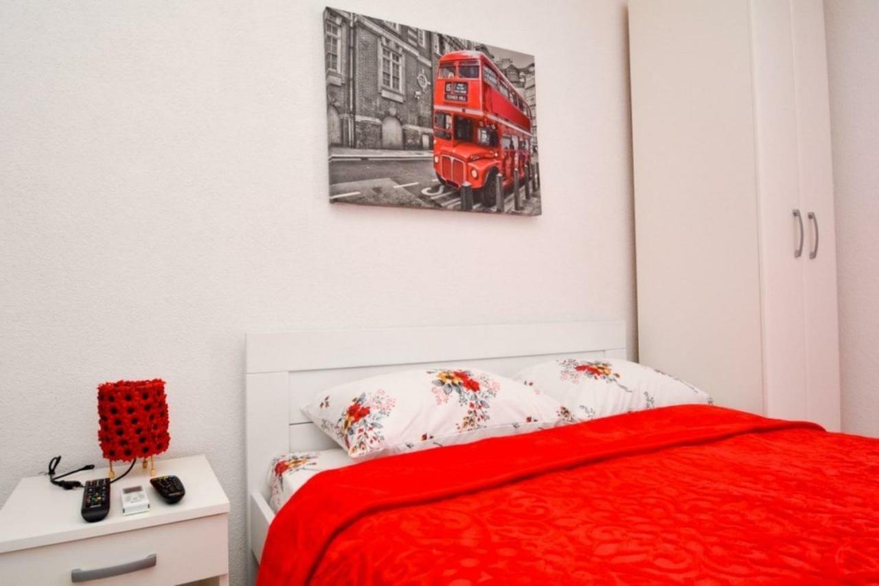 Seaside Apartments And Rooms Котор Экстерьер фото